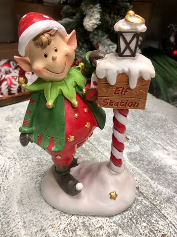 Elf with mailbox